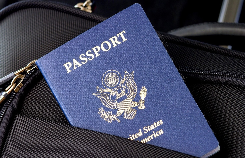 وأوضح جواز السفر إلى الولايات المتحدة